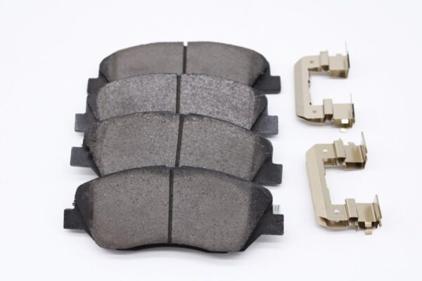 Asianautos ACR1202H Premium Ceramic Disc Brake Pad Set - Image 3
