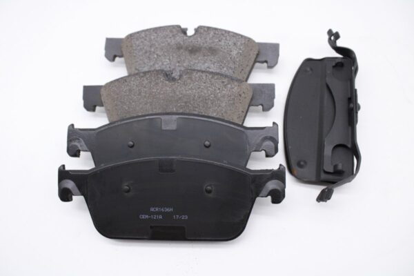 Asianautos ACR1636H Premium Ceramic Disc Brake Pad Set - Image 2