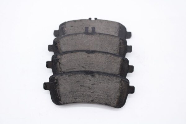 Asianautos ACR1669 Premium Ceramic Disc Brake Pad Set - Image 3