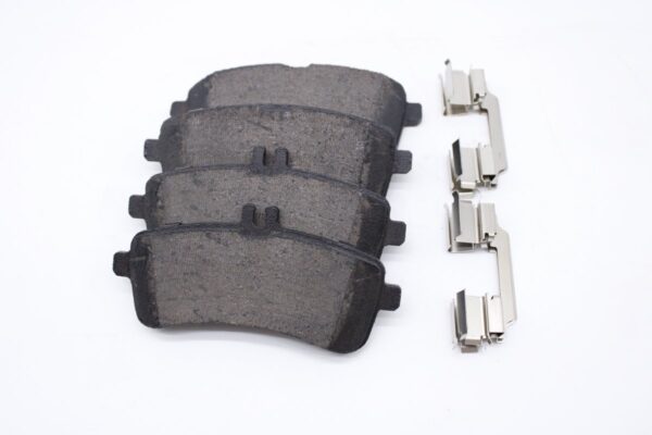 Asianautos ACR1669H Premium Ceramic Disc Brake Pad Set - Image 3