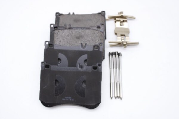 Asianautos ACR1688H Premium Ceramic Disc Brake Pad Set - Image 2