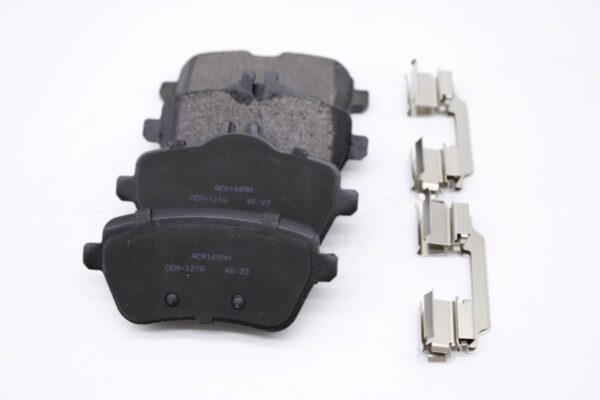 Asianautos ACR1689H Premium Ceramic Disc Brake Pad Set - Image 2