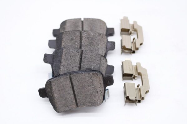 Asianautos ACR1722H Premium Ceramic Disc Brake Pad Set - Image 3