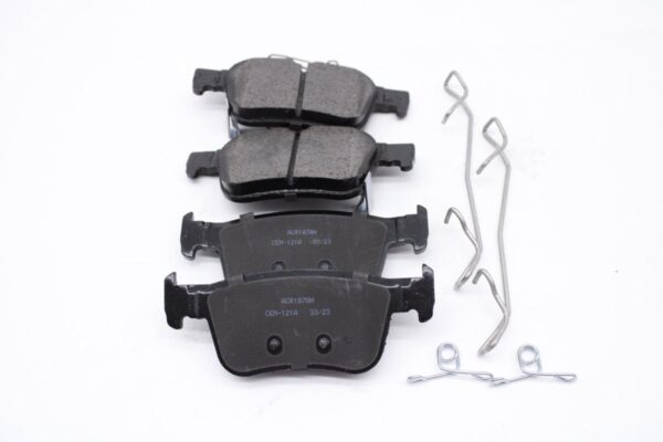 Asianautos ACR1878H Premium Ceramic Disc Brake Pad Set - Image 3