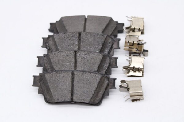 Asianautos ACR2200H Premium Ceramic Disc Brake Pad Set - Image 3