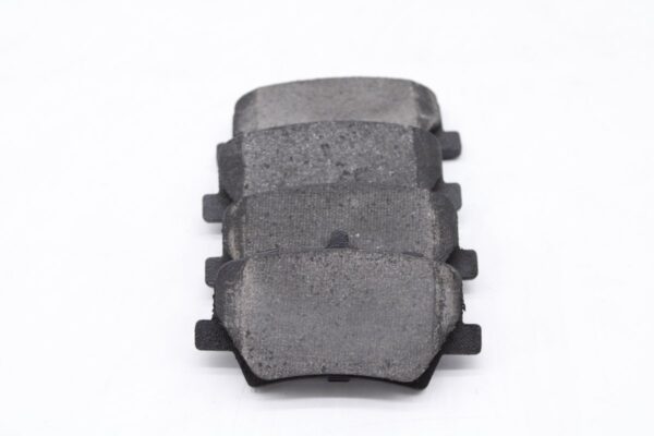 Asianautos ACR2136 Premium Ceramic Disc Brake Pad Set - Image 3