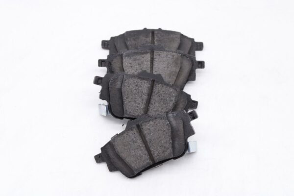 ACR2306 Asianautos Premium Ceramic Disc Brake Pad Set - Image 3