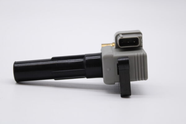 Hitachi Astemo U18F03 Hitachi Ignition Coil - Image 3