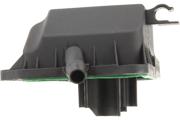 URO Parts 2720160134 Oil Separator - Image 3